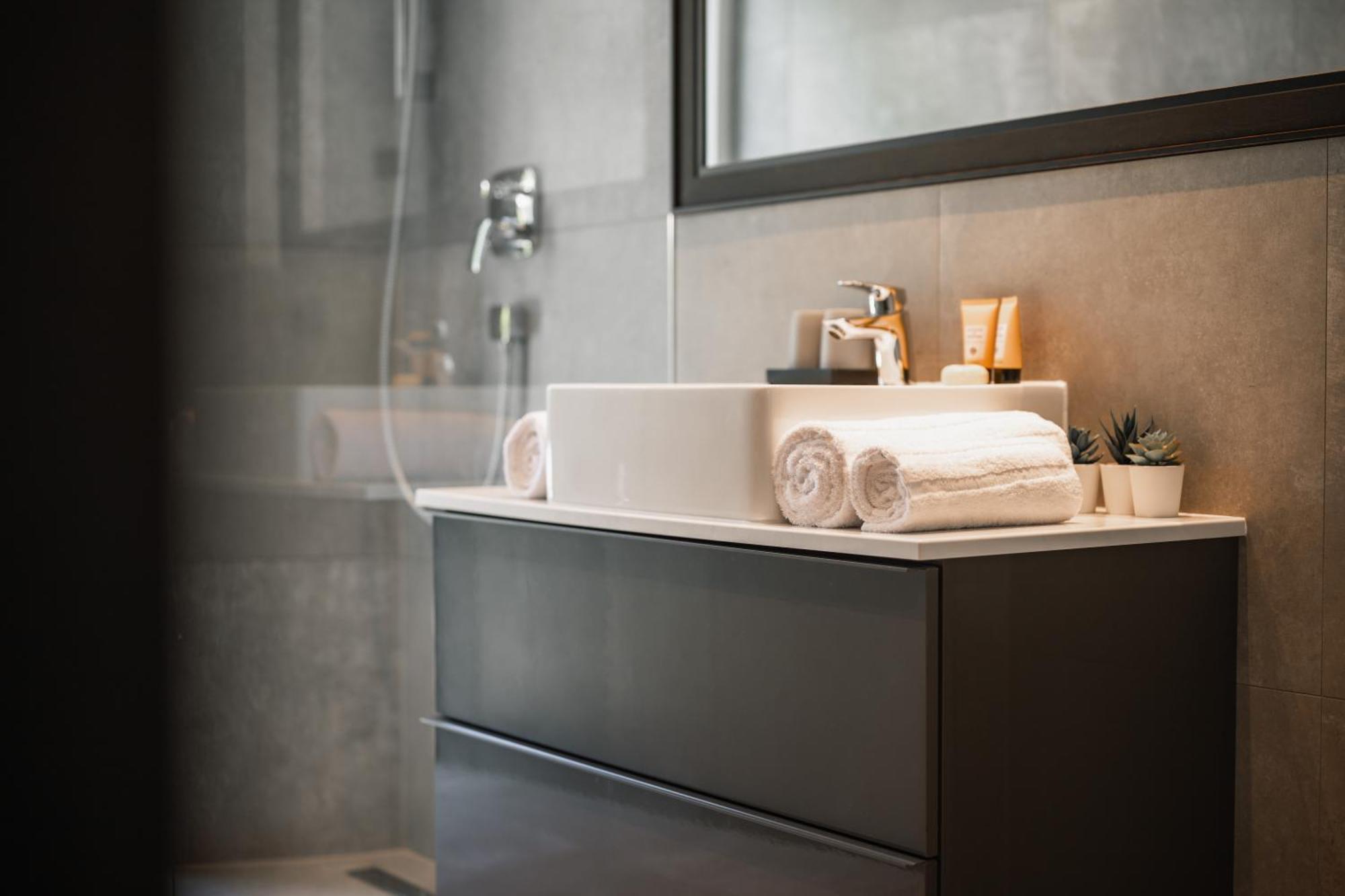 Charmantes Apartment In Der Residenz Silvretta - Inklusive Silvretta Card Premium 시 외부 사진